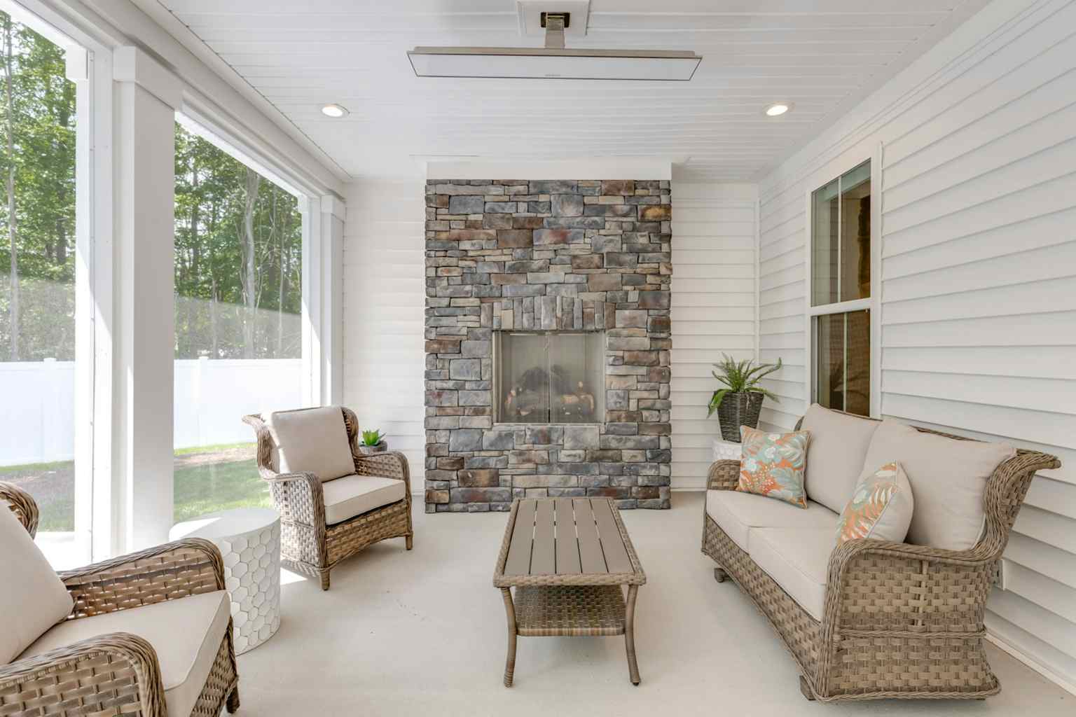 Best Senior Homes - Porch
